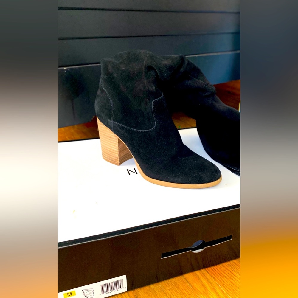 Black suede Boots